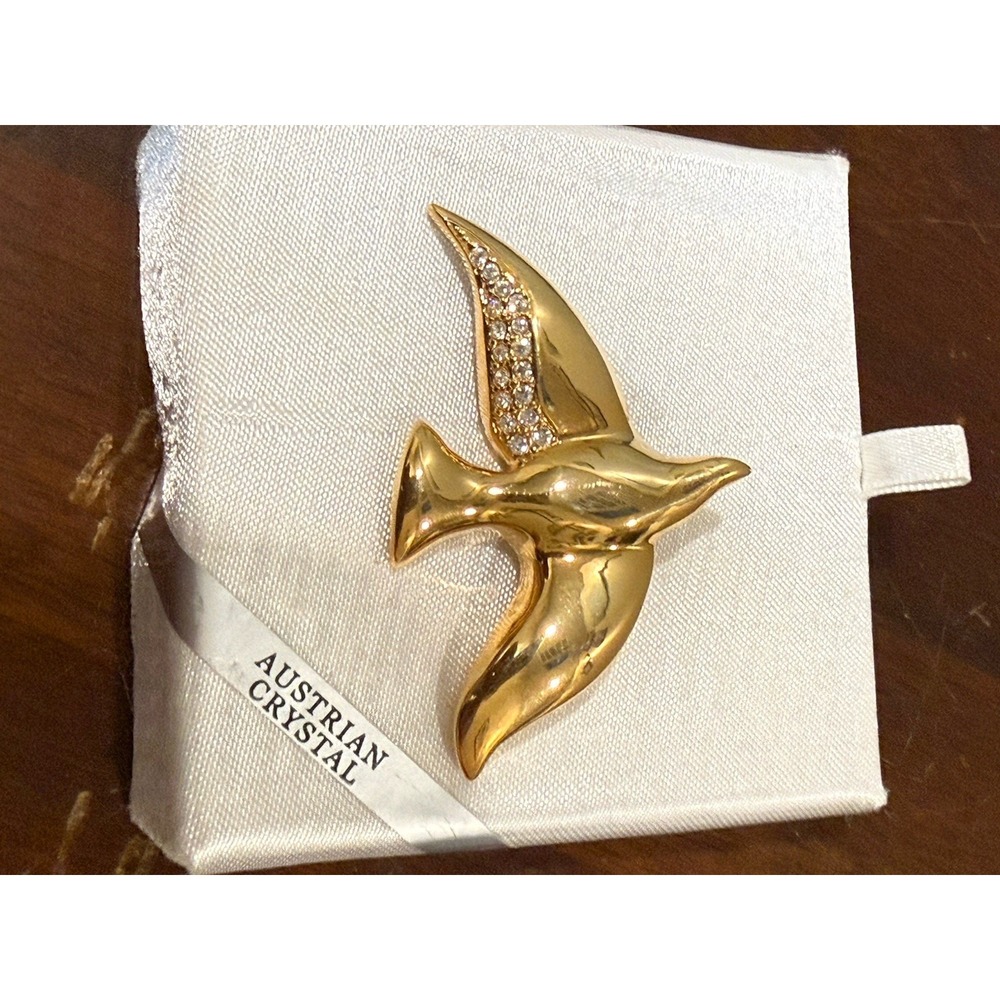 Vtg Austrian Crystal Flying Dove Brooch Gold Tone Bird Peace Pin ~2" Rhinestone